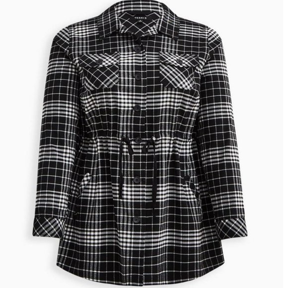 NWOT Torrid longline shacket flannel plaid black and white size 2 light jacket - Picture 2 of 6